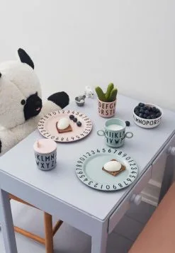 Design Letters Eat & Learn Teller Aus Tritan, Hellrosa -Kinfill Verkäufe 20103003 2