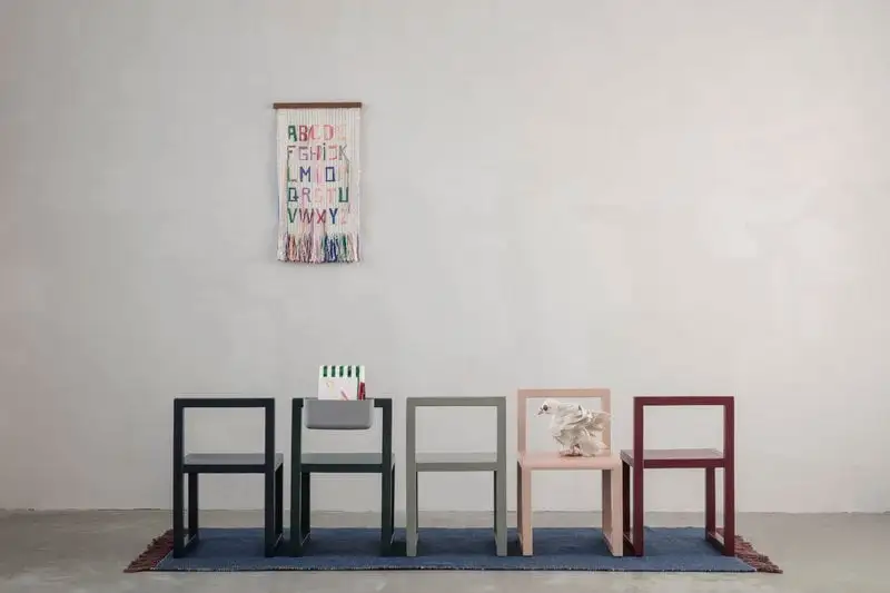 Ferm LIVING Stuhl Little Architect, Dunkelblau 7 Ferm LIVING Stuhl Little Architect, Dunkelblau – Bild 5