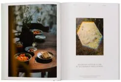 Gestalten A Spoonful Of Sun: Mediterranean Cookbook For All Seasons 12 Gestalten A Spoonful Of Sun: Mediterranean Cookbook For All Seasons -Kinfill Verkäufe 9783967040364 IN04