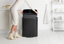 Brabantia Bo Tretmülleimer 60 L, Mattschwarz 12 Brabantia Bo Tretmülleimer 60 L, Mattschwarz -Kinfill Verkäufe Bo Pedal Bin 60L Matt Black 8710755211362 Brabantia VS 4