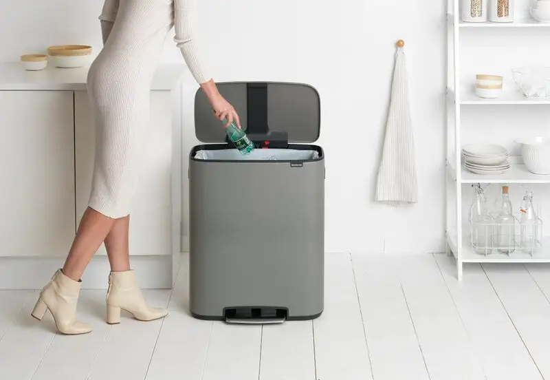 Brabantia Bo Tretmülleimer 60 L, Sense Of Luxury, Grau 7 Brabantia Bo Tretmülleimer 60 L, Sense Of Luxury, Grau – Bild 5
