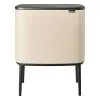Brabantia Bo Touch Bin 11 + 23 L, Soft Beige -Kinfill Verkäufe Bo Touch Bin 11 23L Soft Beige 8710755201585 Brabantia 300dpi 5500x6300px 6 NR 27607