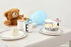 Design Letters Arne Jacobsen Kindertasse, Ecozen, A–Z -Kinfill Verkäufe Cuptableware ecozen 5