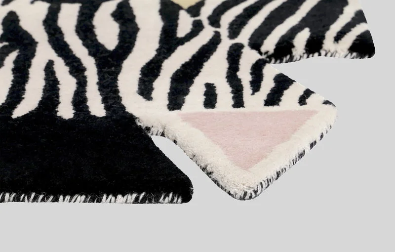 EO Zebra Teppich 4 EO Zebra Teppich – Bild 2