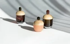 Katriina Nuutinen Kasten Lyyli, Mittel, Auberginefarben - Olive 9 Katriina Nuutinen Kasten Lyyli, Mittel, Auberginefarben - Olive -Kinfill Verkäufe PRINT Katriina Nuutinen Lyyli 8 Jyri Keronen