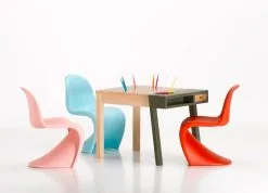 Vitra Panton Junior Stuhl, Weiß -Kinfill Verkäufe Panton Junior Group Porcupine Desk 86973 master