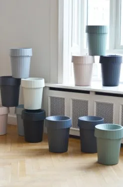 Hay Shade Abfalleimer, Schwarz 10 Hay Shade Abfalleimer, Schwarz -Kinfill Verkäufe Shade Bin family 07