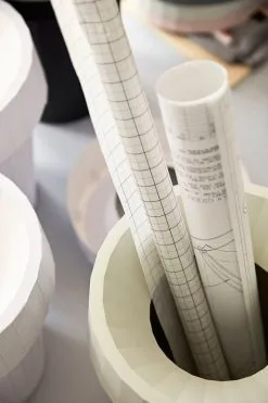 Hay Shade Abfalleimer, Cremeweiß -Kinfill Verkäufe Shade Bin off white 01