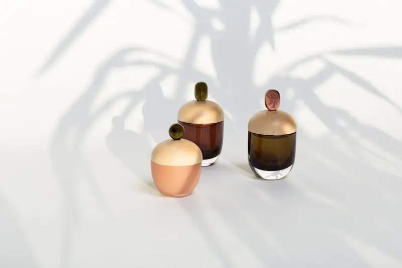 Katriina Nuutinen Kasten Lyyli, Mittel, Auberginefarben - Olive 4 Katriina Nuutinen Kasten Lyyli, Mittel, Auberginefarben - Olive – Bild 2