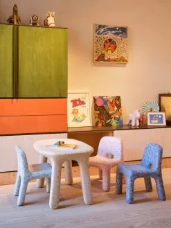 EcoBirdy Charlie Stuhl, Erdbeerrot -Kinfill Verkäufe ecoBirdy KidsCollection 2022 HR PhotographerArneJennard 9 1