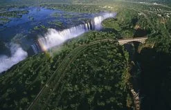 Gestalten Epic Train Journeys: The Inside Track To The World’s Greatest Ra -Kinfill Verkäufe p174 175 EpicTrainJourneysgestalten2021