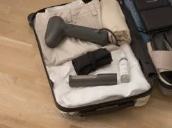 STEAMERY Cirrus No. 2 Steamer, Mattschwarz -Kinfill Verkäufe steamery suitcase lint brush cirrus3 sewing kit june 2022