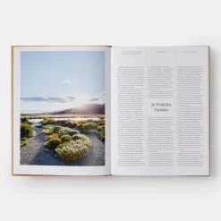 Phaidon Wild: The Naturalistic Garden -Kinfill Verkäufe wild the naturalistic garden en 6105 3d spread 1 1500 copy